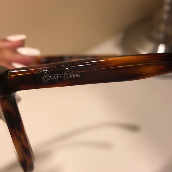 Ray-Ban reading Glasses - Picture 3 of 5